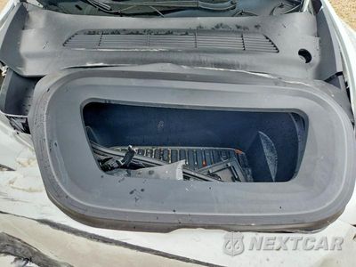 Zdjęcie 11 z 13 samochodu: 2022 TESLA MODEL Y VIN:7SAYGDEE1NF510038 - miniatura