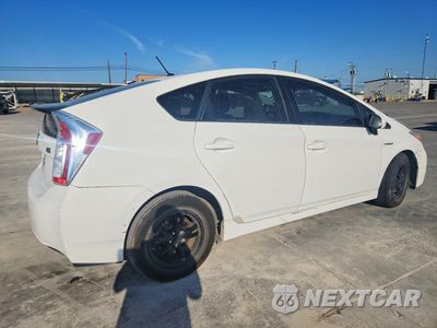 Trzecie zdjęcie samochodu z tyłu: 2013 TOYOTA PRIUS TWO VIN:JTDKN3DUXD5579645 - miniatura
