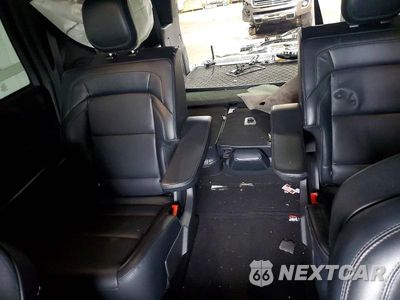 Zdjęcie 10 z 14 samochodu: 2025 LINCOLN NAVIGATOR L RESERVE VIN:5LMJJ3LG2SEL08121 - miniatura