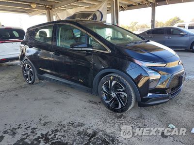 Czwarte zdjęcie samochodu z boku: 2023 CHEVROLET BOLT EV 2LT VIN:1G1FX6S01P4144920 - miniatura