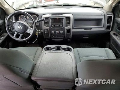 Zdjęcie 8 z 12 samochodu: 2017 RAM 1500 ST VIN:3C6RR7KT4HG617767 - miniatura
