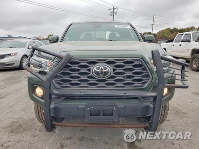 Piąte zdjęcie samochodu w środku: 2021 TOYOTA TACOMA TRD OFF-ROAD VIN:3TYCZ5AN8MT032082 - miniatura