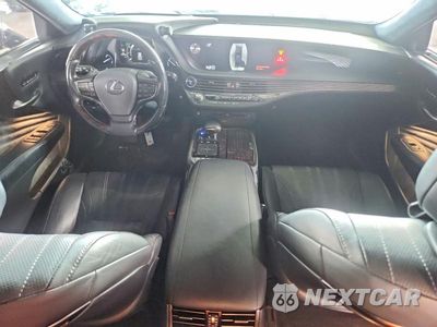 Zdjęcie 8 z 12 samochodu: 2018 LEXUS LS 500H VIN:JTHBYLFF0J5001019 - miniatura