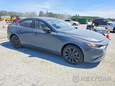 Czwarte zdjęcie samochodu z boku: 2026 MAZDA 3 PREFERRED VIN:JM1BPBCL7T1879114 - miniatura
