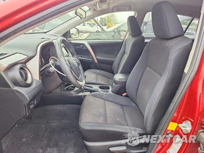 Zdjęcie 7 z 13 samochodu: 2016 TOYOTA RAV4 LE VIN:JTMBFREV1GJ096855 - miniatura