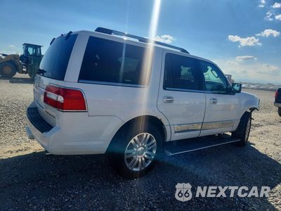 Trzecie zdjęcie samochodu z tyłu: 2014 LINCOLN NAVIGATOR VIN:5LMJJ2J59EEL00260 - miniatura
