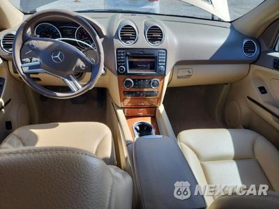 Zdjęcie 8 z 12 samochodu: 2009 MERCEDES-BENZ ML 350 VIN:4JGBB86E99A469613 - miniatura