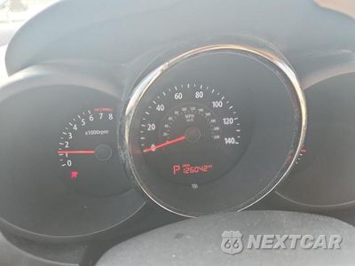 Zdjęcie 9 z 13 samochodu: 2010 KIA SOUL + VIN:KNDJT2A29A7163567 - miniatura