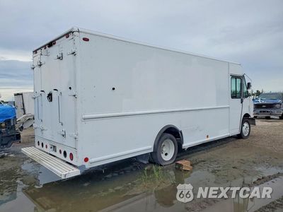 Trzecie zdjęcie samochodu z tyłu: 2007 FREIGHTLINER MT45G CHASSIS DELIVERY TRUCK VIN:4UZAANBW07CX54052 - miniatura