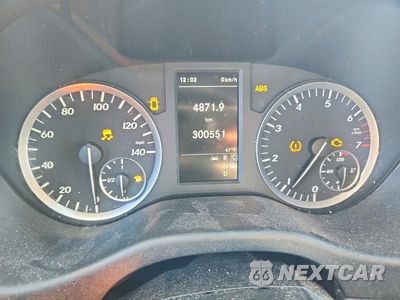 Zdjęcie 9 z 13 samochodu: 2016 MERCEDES-BENZ METRIS VIN:WD4PG2EE9G3123126 - miniatura