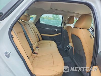 Zdjęcie 10 z 12 samochodu: 2025 HYUNDAI SONATA HYBRID LIMITED VIN:KMHL54JJ8SA109957 - miniatura