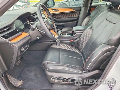 Zdjęcie 7 z 13 samochodu: 2023 JEEP GRAND CHEROKEE L SUMMIT VIN:1C4RJKEG3P8821708 - miniatura