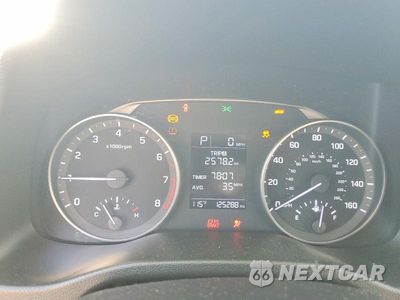 Zdjęcie 9 z 12 samochodu: 2018 HYUNDAI ELANTRA SE VIN:5NPD74LF3JH389807 - miniatura