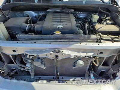 Zdjęcie 11 z 12 samochodu: 2011 TOYOTA TUNDRA CREWMAX LIMITED VIN:5TFFY5F1XBX102366 - miniatura