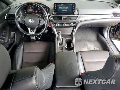 Zdjęcie 8 z 12 samochodu: 2018 HONDA ACCORD SPORT VIN:1HGCV1F39JA183997 - miniatura