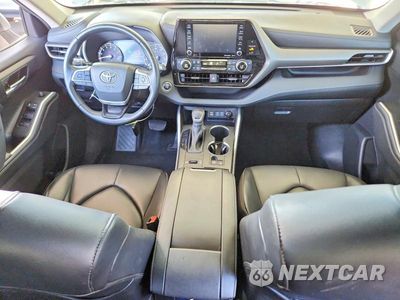 Zdjęcie 8 z 14 samochodu: 2022 TOYOTA HIGHLANDER XLE VIN:5TDHZRAH0NS119253 - miniatura