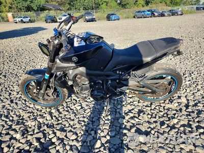 Trzecie zdjęcie samochodu z tyłu: 2020 YAMAHA MT09 VIN:JYARN53E4LA007850 - miniatura