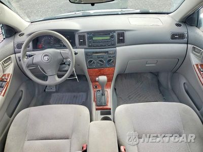 Zdjęcie 8 z 12 samochodu: 2005 TOYOTA COROLLA LE VIN:2T1BR30E55C550173 - miniatura