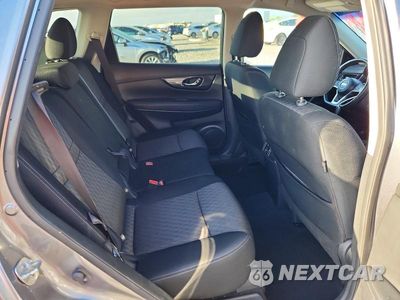 Zdjęcie 11 z 13 samochodu: 2018 NISSAN ROGUE SV VIN:KNMAT2MT9JP549619 - miniatura