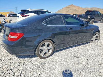 Trzecie zdjęcie samochodu z tyłu: 2012 MERCEDES-BENZ C 250 VIN:WDDGJ4HB7CF811780 - miniatura