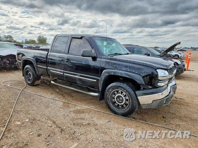 Czwarte zdjęcie samochodu z boku: 2003 CHEVROLET SILVERADO K1500 VIN:2GCEK19T531382635 - miniatura