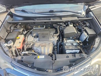 Zdjęcie 12 z 13 samochodu: 2017 TOYOTA RAV4 LE VIN:2T3BFREV5HW567201 - miniatura
