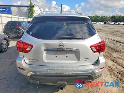 Zdjęcie 6 z 12 samochodu: 2017 NISSAN PATHFINDER SL VIN:5N1DR2MM4HC904357 - miniatura