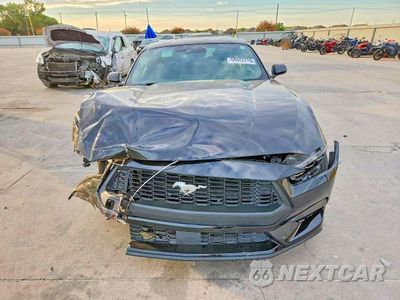 Piąte zdjęcie samochodu w środku: 2025 FORD MUSTANG VIN:1FA6P8THXS5103931 - miniatura
