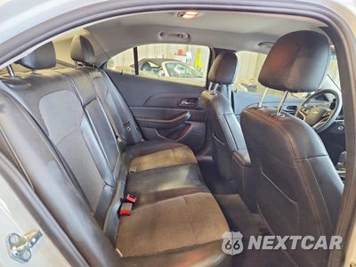 Zdjęcie 10 z 12 samochodu: 2015 CHEVROLET MALIBU 1LT VIN:1G11C5SL2FF316546 - miniatura