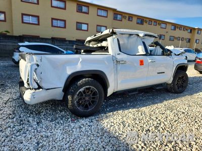 Trzecie zdjęcie samochodu z tyłu: 2026 TOYOTA TUNDRA SR5 VIN:5TFLA5DB8TX356730 - miniatura