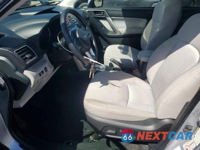 Zdjęcie 7 z 13 samochodu: 2017 SUBARU FORESTER 2.5I PREMIUM VIN:JF2SJAEC5HH567821 - miniatura