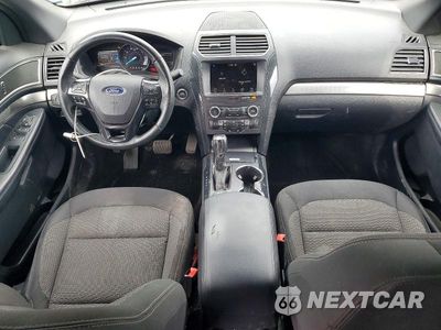 Zdjęcie 8 z 13 samochodu: 2018 FORD EXPLORER XLT VIN:1FM5K8D86JGB57504 - miniatura