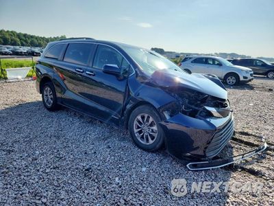 Czwarte zdjęcie samochodu z boku: 2021 TOYOTA SIENNA XLE VIN:5TDYRKEC8MS035783 - miniatura