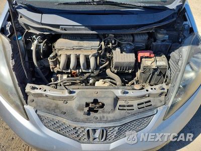 Zdjęcie 11 z 13 samochodu: 2013 HONDA FIT VIN:JHMGE8H35DC061411 - miniatura