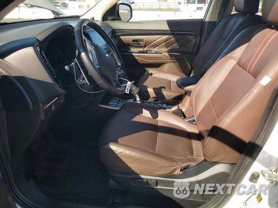 Zdjęcie 7 z 13 samochodu: 2018 MITSUBISHI OUTLANDER SE VIN:JA4J24A58JZ053178 - miniatura