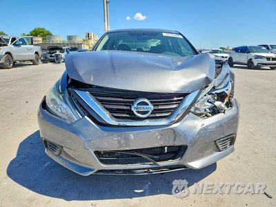 Piąte zdjęcie samochodu w środku: 2018 NISSAN ALTIMA 2.5 S VIN:1N4AL3AP7JC146815 - miniatura
