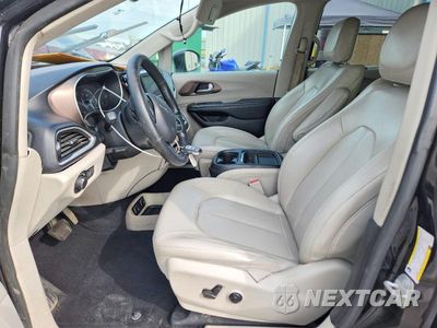 Zdjęcie 7 z 14 samochodu: 2021 CHRYSLER VOYAGER LXI VIN:2C4RC1DG5MR570678 - miniatura