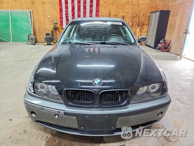 Piąte zdjęcie samochodu w środku: 2004 BMW 325 I VIN:WBAEV33434KR30912 - miniatura