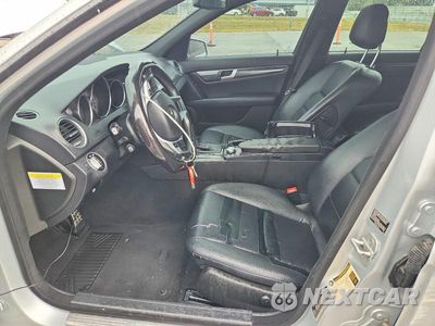 Zdjęcie 7 z 12 samochodu: 2013 MERCEDES-BENZ C 300 4MATIC VIN:WDDGF8AB4DA842471 - miniatura