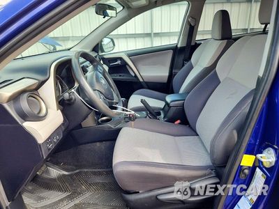 Zdjęcie 7 z 13 samochodu: 2015 TOYOTA RAV4 XLE VIN:2T3RFREV5FW328775 - miniatura