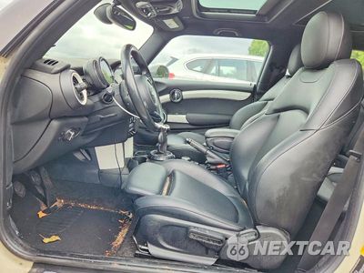 Zdjęcie 7 z 13 samochodu: 2017 MINI COOPER VIN:WMWXP5C36H2D71368 - miniatura