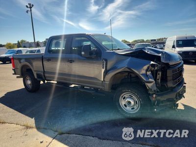 Czwarte zdjęcie samochodu z boku: 2024 FORD F250 SUPER DUTY VIN:1FT7W2BA4REF17767 - miniatura