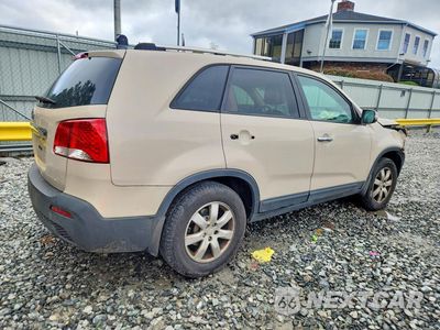 Trzecie zdjęcie samochodu z tyłu: 2012 KIA SORENTO LX VIN:5XYKT3A11CG194528 - miniatura