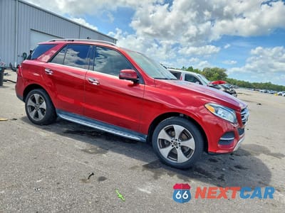 Czwarte zdjęcie samochodu z boku: 2018 MERCEDES-BENZ GLE 350 VIN:4JGDA5JBXJB131398 - miniatura