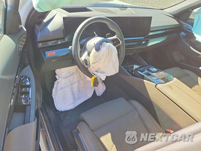Zdjęcie 8 z 12 samochodu: 2027 BMW 550 XE VIN:WBA13FK04VCY10486 - miniatura