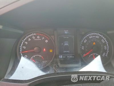 Zdjęcie 9 z 12 samochodu: 2021 TOYOTA TACOMA SR VIN:3TYRX5GN6MT025512 - miniatura