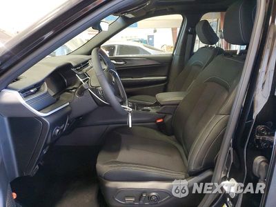 Zdjęcie 7 z 14 samochodu: 2025 JEEP GRAND CHEROKEE LAREDO VIN:1C4RJHAG4S8735700 - miniatura