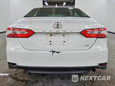 Zdjęcie 6 z 12 samochodu: 2019 TOYOTA CAMRY LE VIN:4T1B11HK1KU256950 - miniatura