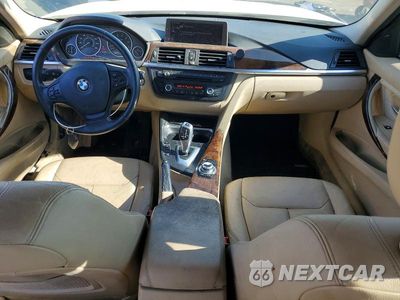 Zdjęcie 8 z 12 samochodu: 2013 BMW 328 I SULEV VIN:WBA3C1C59DF436055 - miniatura