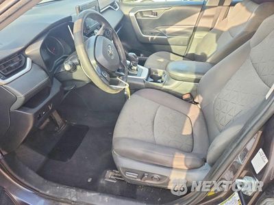 Zdjęcie 7 z 13 samochodu: 2021 TOYOTA RAV4 XLE VIN:2T3W1RFV8MC101630 - miniatura